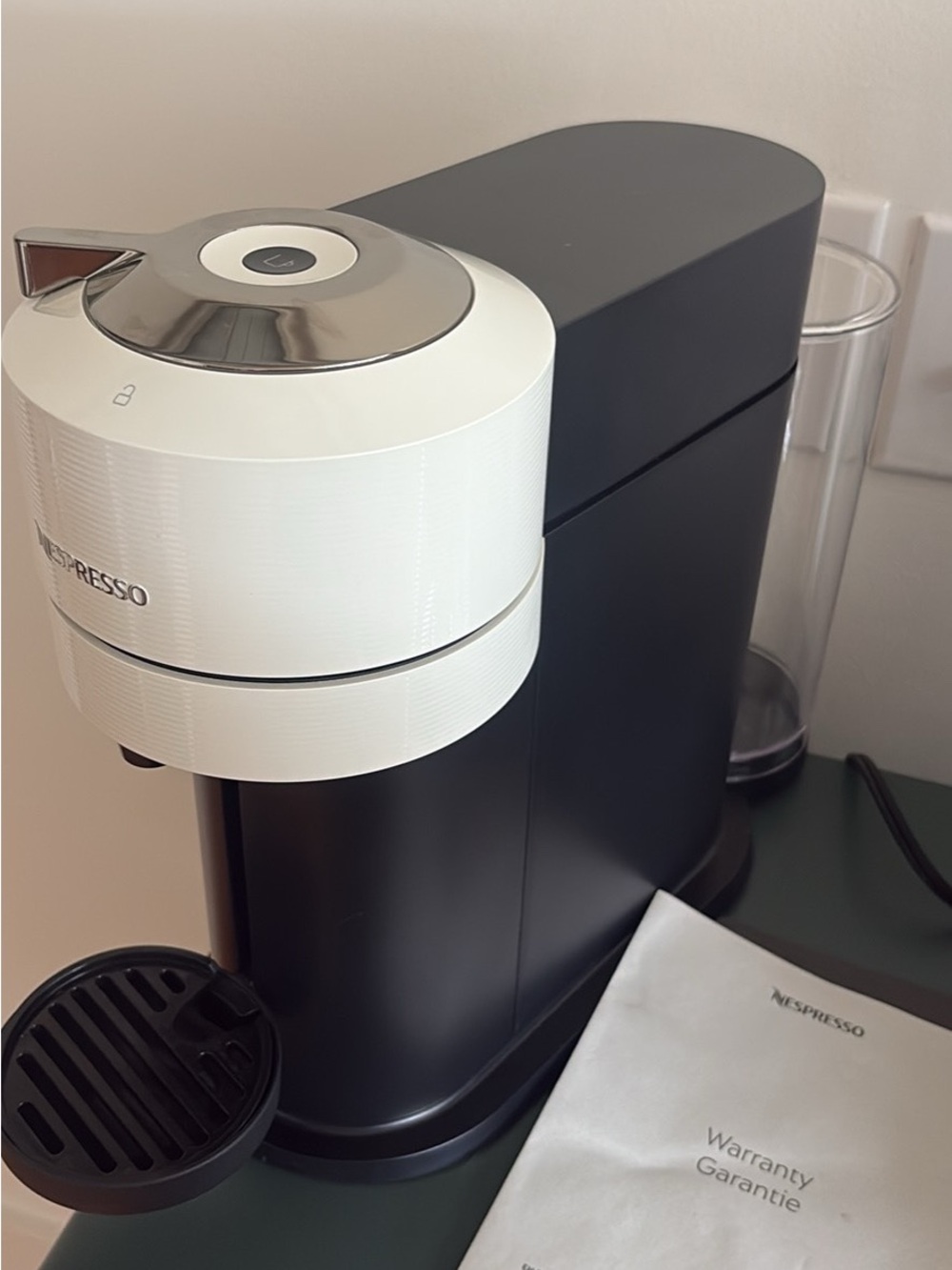 Nespresso Vertuo Next Machine - Black & White